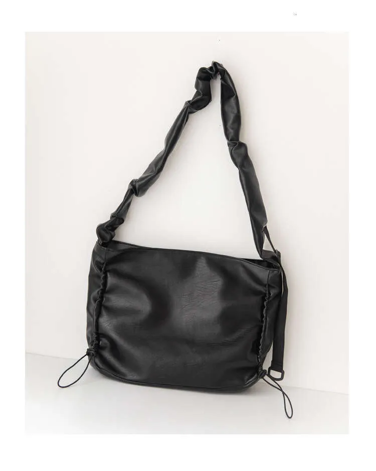 Nouveau sac fourre-tout à bandoulière plissé tendance pour campus universitaire_voghion.com