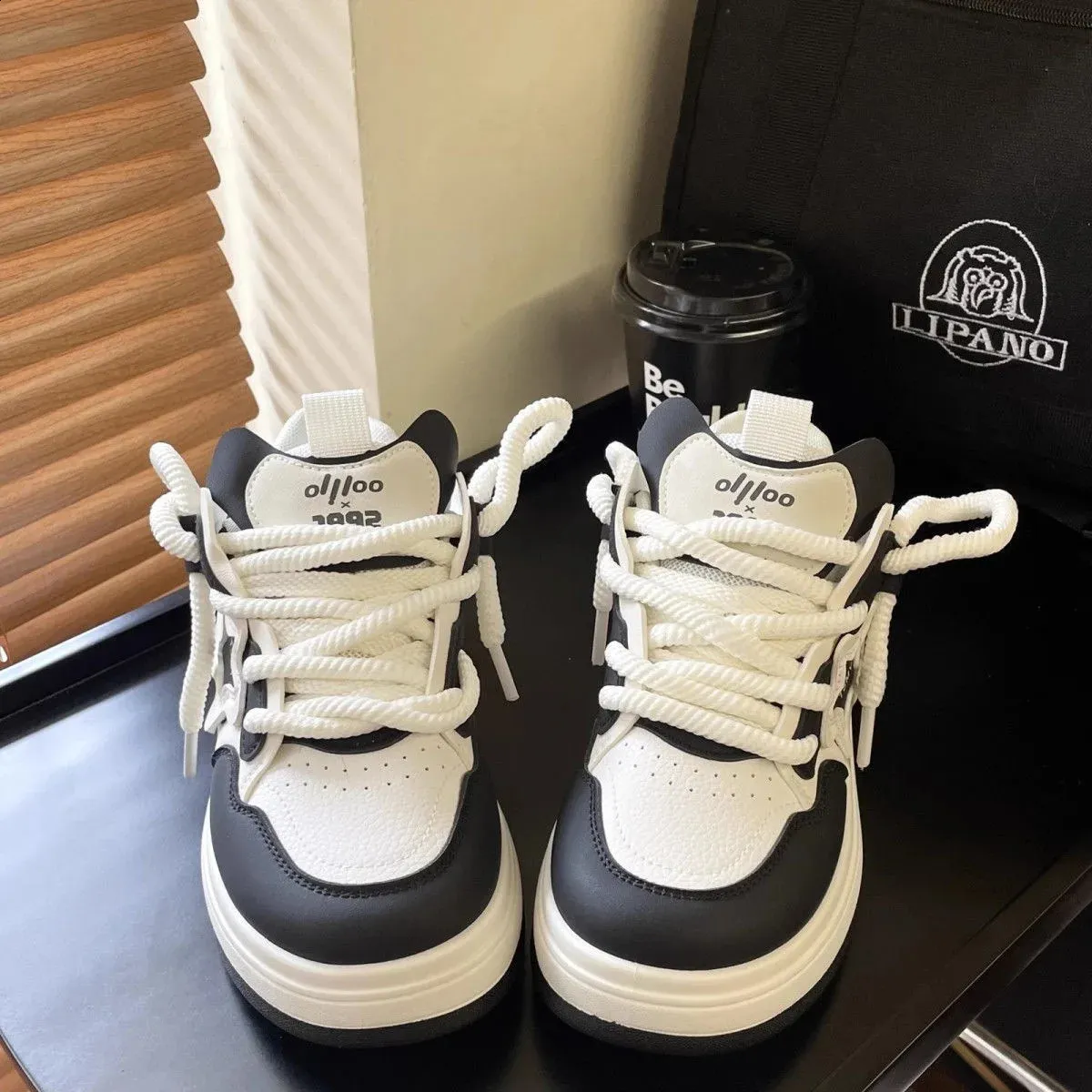 Scarpe sportive da donna con plateau e lacci alla moda su skateboard, comode, da corsa, da tennis, da jogging, piatte, all'aperto 240911_voghion.com