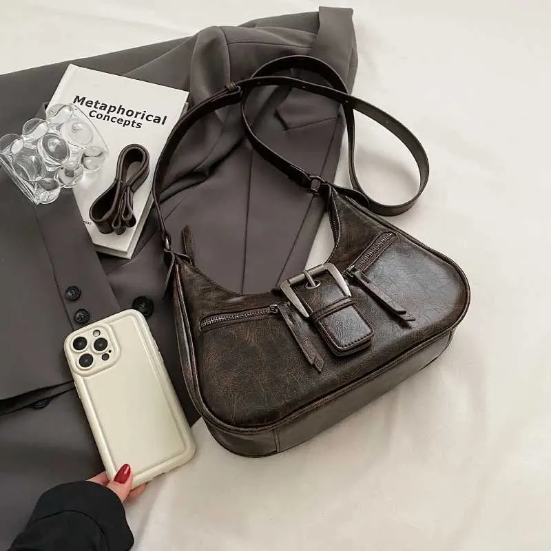 LEFTSIDE Retro Riemendesign PU Lieder Schëllertaschen fir Fraen 2024 Y2K Kleng Vintage Fraen Ënneraarm Crossbody Tasche_voghion.com