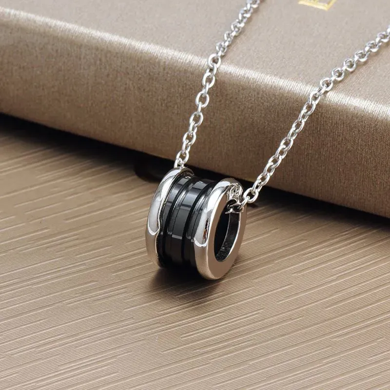 Pendant Necklace For Couples Ceramic Design Jewellery Gift Idea_voghion.com
