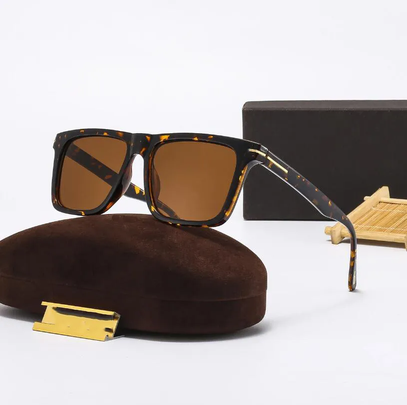 Donna Bello Sì Grande e Classico Donna Buono Fresco Cornice Specchio Radiazioni Persone Occhiali Da Sole Designer Moda Occhiali Da Sole_voghion.com
