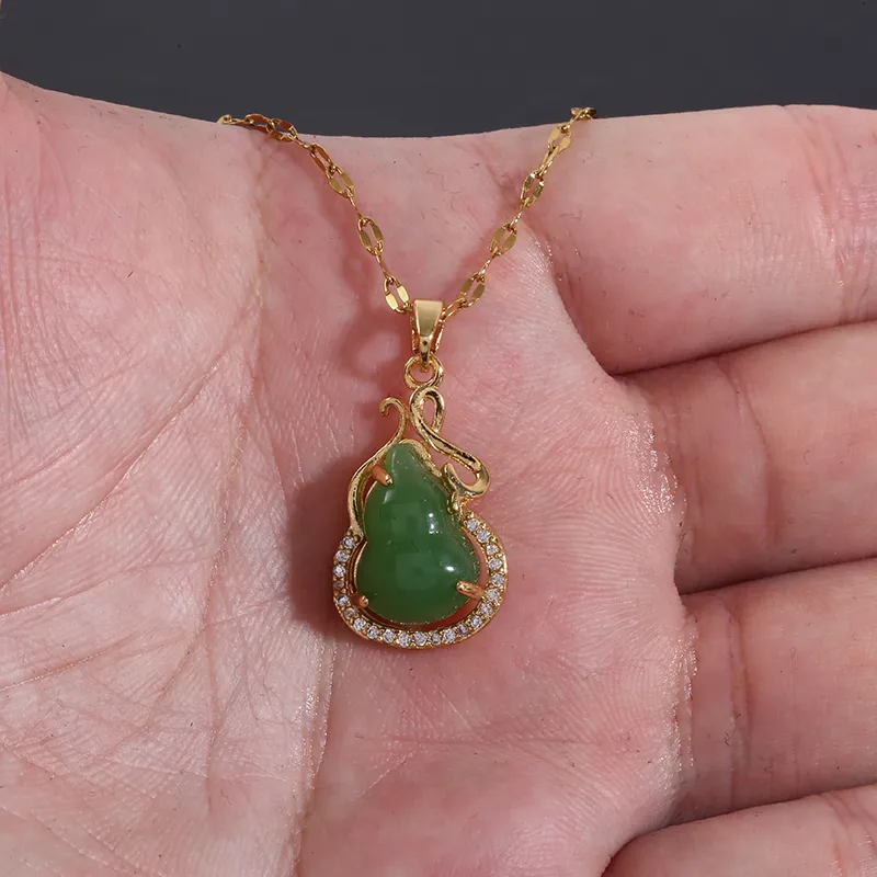 Pedat Halsketten Ifiity-förmige Kürbis Frieden Amulett Imitatio Jade Halskette gibt einen Femiie Look Licht Ad Nische_voghion.com