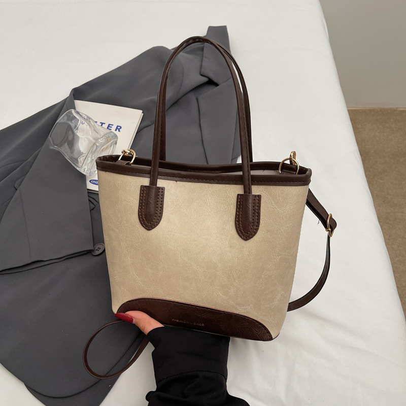Women's Bucket Bag Fashionable Temperament Commute To Work Travel Bucket Large Capacity Shoulder Bag Crossbody Bag Female