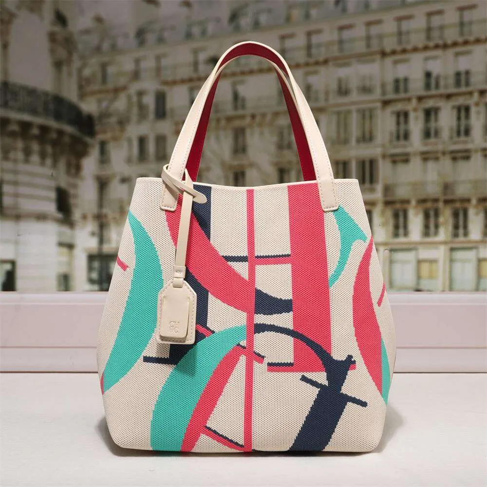 CHHC Brand Large Capacity Handbag Retro Design New Shopping Beach Vacation Travel Fashion Ladies Bucket Bag_voghion.com