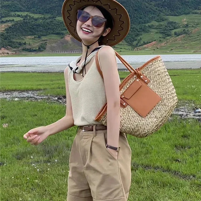 Casual Rattan Basket Bag Wicker Woven Women Handbags Handmade Summer Beach Straw Shoulder Crossbody Bags Big Tote Purse_voghion.com