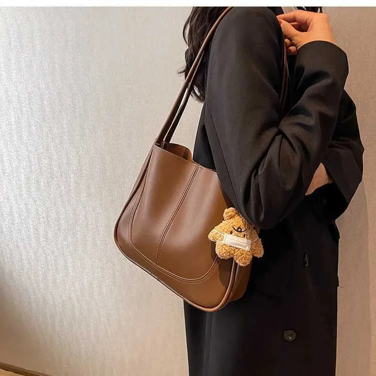 Bolso de hombro de alta gama con textura de gran capacidad, nuevo bolso de mano para mujer, otoño e invierno 2024, C241106_voghion.com