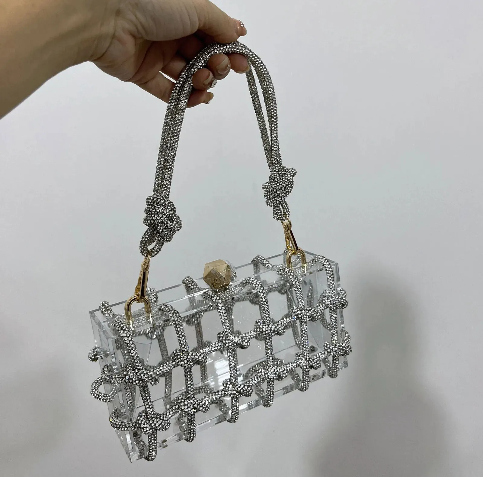 2024 Handtasche Hochwertige Abend-Dias-Kupplung Acryl Achselhöhle Quadratische Damen Geldbörse Hochzeitstasche 240907_voghion.com