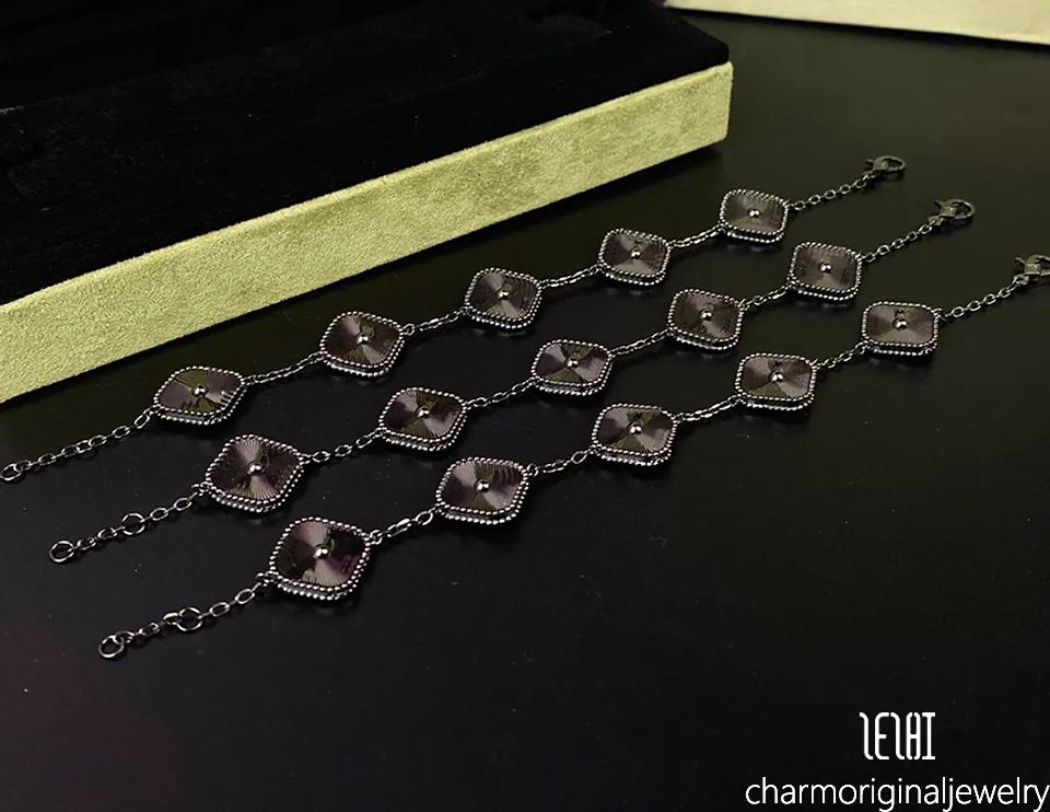 Bracciale charm fiore designer per donna catena oro gioielleria_voghion.com