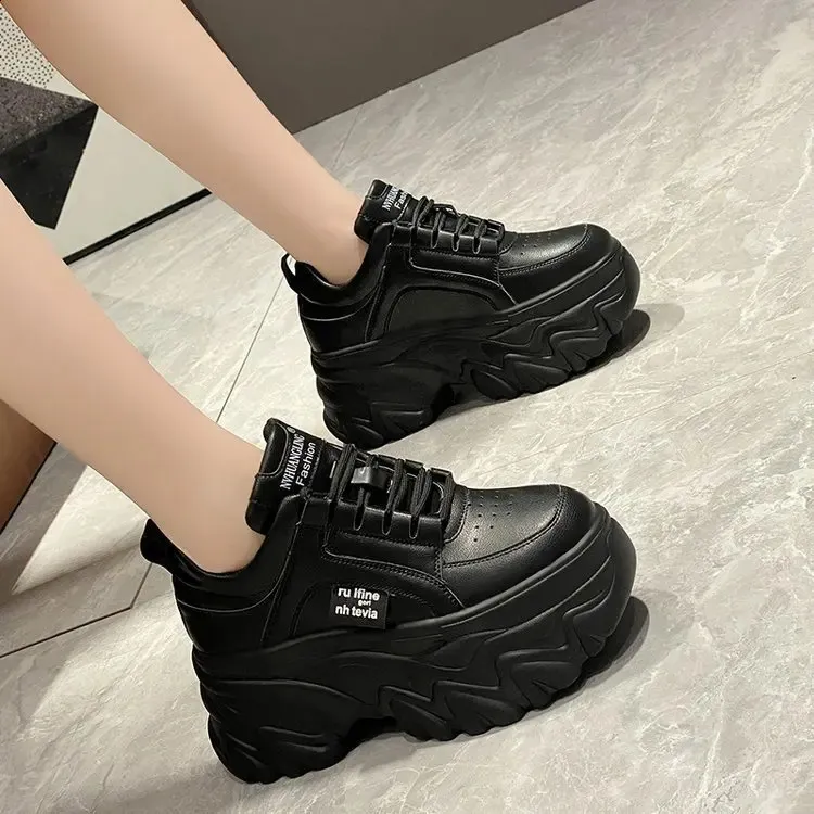 Sneakers platform donna bianco e nero scarpe primavera autunno_voghion.com