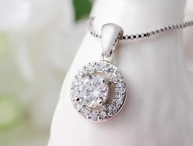 Designer Ohrstecker Anhänger Halsketten Große CZ Zirkon Diamant Ohrringe Ohrring Ohrringe Schmuck für Hochzeitsfeier_voghion.com