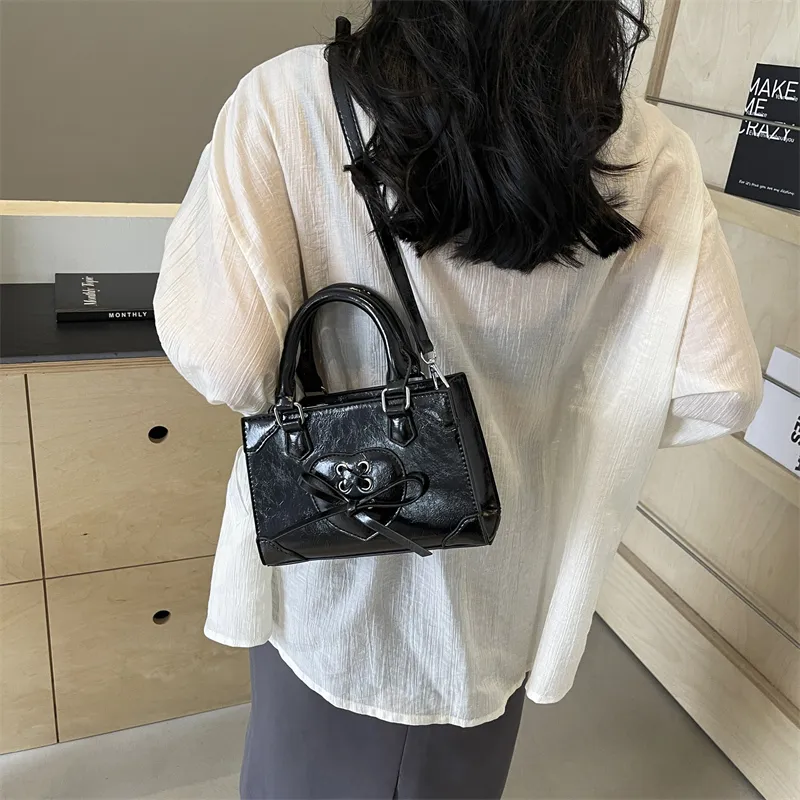 Umhängetaschen Mini Kleine Quadratische Tasche Tote Frauen Designer Handtaschen Vintage Bambus Griff Weibliche Elegante_voghion.com