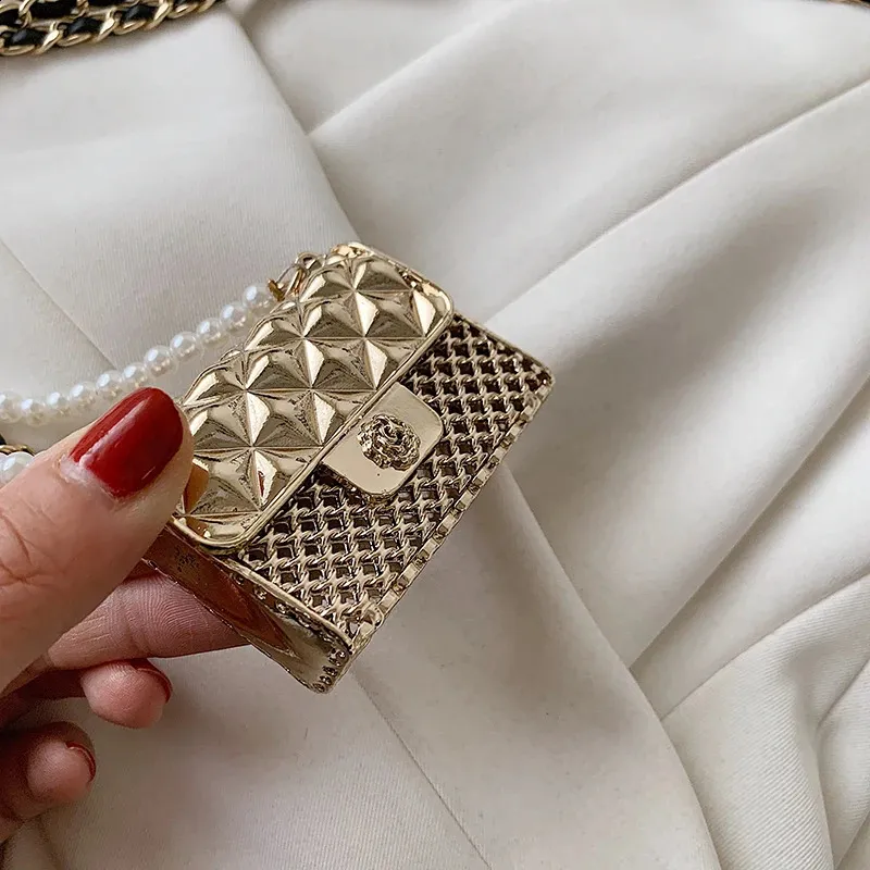 Super Mini Metal Crossbody Bags For Women Fashion Trendy Beading Female Chain Shoulder Handbags 240725_voghion.com