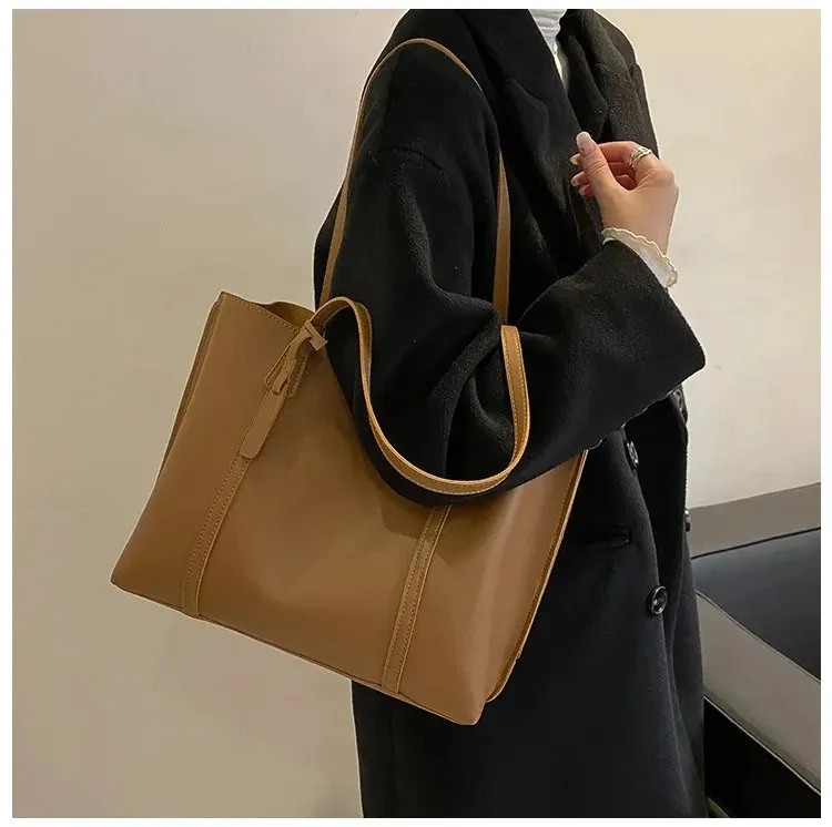 1PC black minimalist large capacity soft leather tote casual versatile shoulder bag 240822_voghion.com
