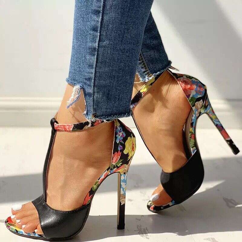 Sandali con tacco a spillo donna aperte con lacci scarpe estive_voghion.com