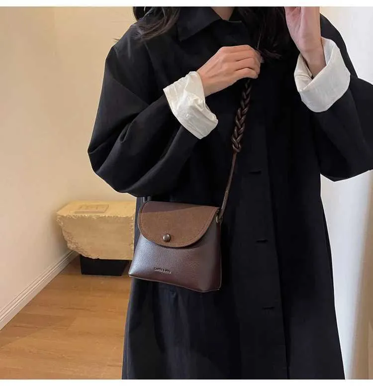 Women's Crossbody Bag Small Shoulder Bag Pu Leather Square Design_voghion.com