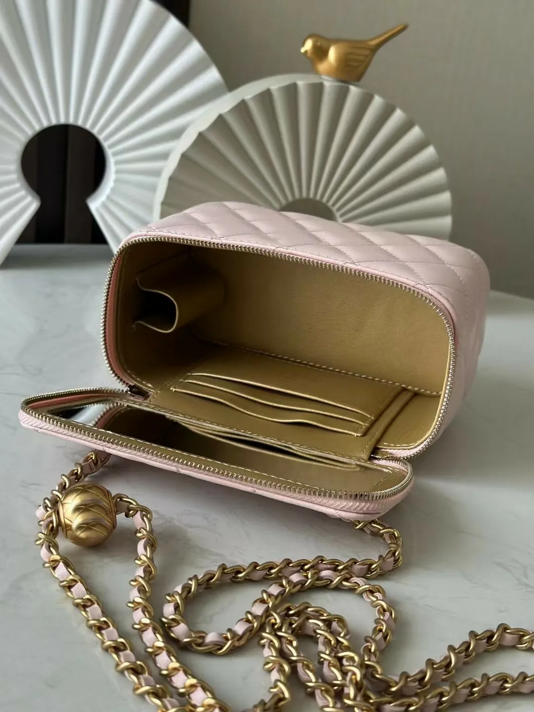 Borse a mano classiche in vera pelle con motivo a scatola per il trucco rosa di alta qualità, con finiture color oro e doppia cerniera, con catena a sfera._voghion.com