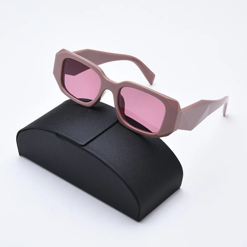 Occhiali da sole designer alla moda per uomo e donna da spiaggia_voghion.com