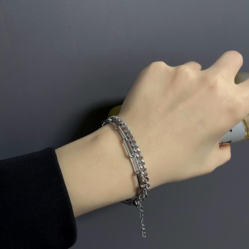 Bracciale a doppio strato Design di nicchia neutro Di fascia alta Ins Stile freddo Fidanzate Rete rossa Gioielli per le mani Acciaio al titanio Tutto_voghion.com