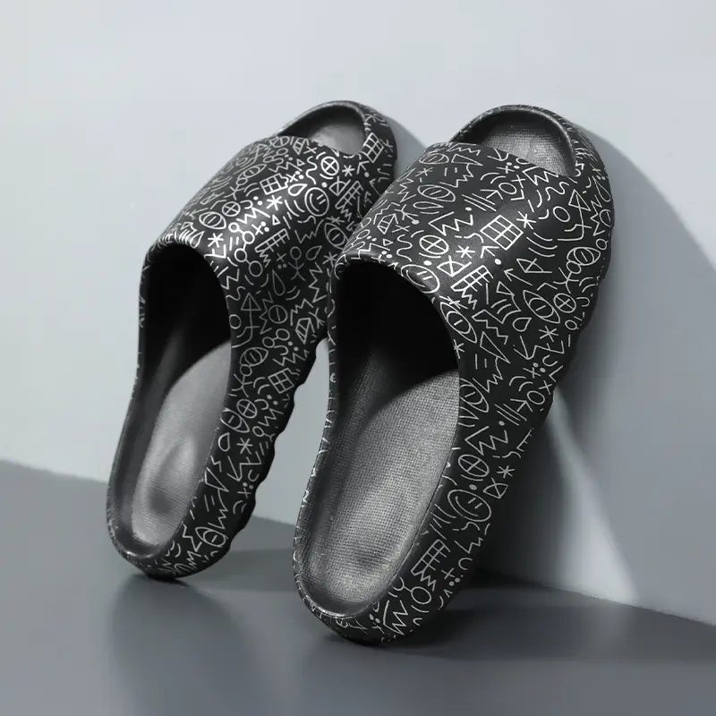 Pantoufles homme confortables pour la maison et la plage_voghion.com