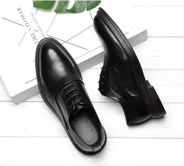 Oxford-Schuhe fürs Büro, spitz, schwarz-braun, mit Spitze, formelle Hochzeitsschuhe für Herren, 569 240911_voghion.com