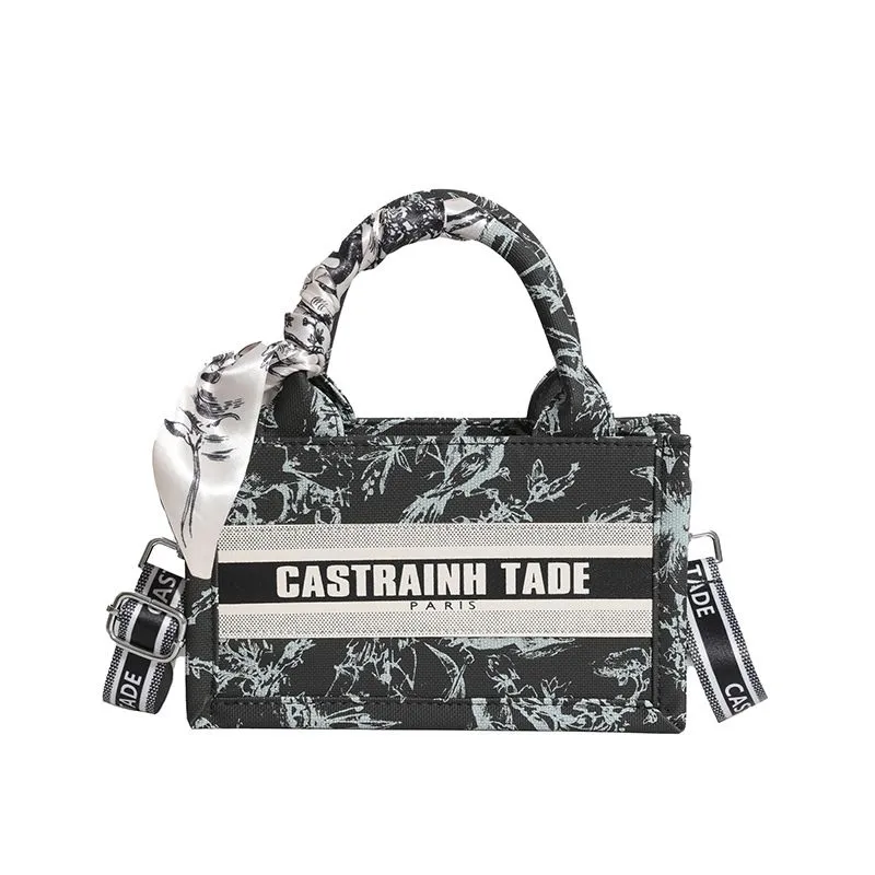 Embroidered Designer Shoulder Handbag For Women Large Capacity_voghion.com