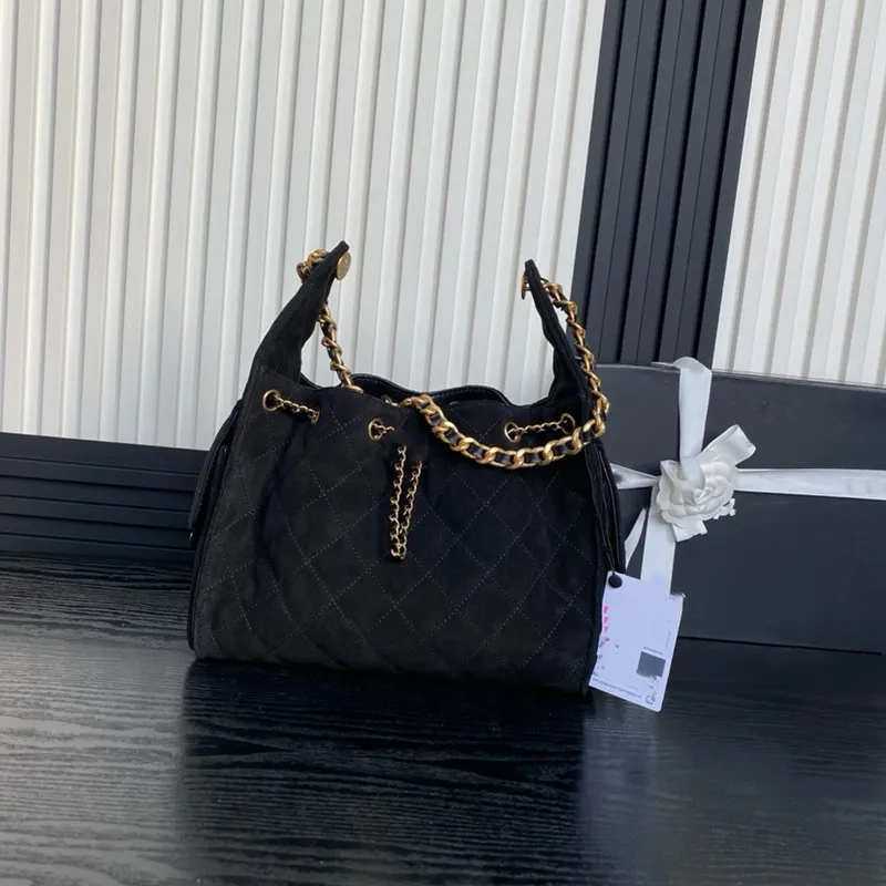 Borsa a tracolla Hobo 10a con coulisse e design a forma di secchiello con tracolla inclinata, borse da donna firmate 25C_voghion.com