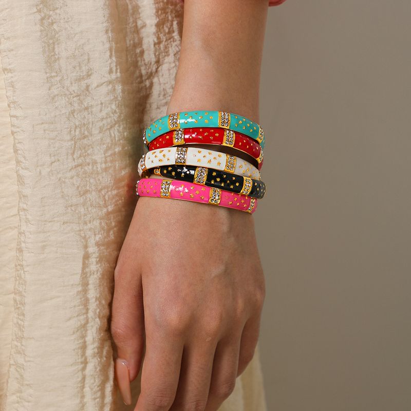 Pulsera de acero inoxidable ajustable con diseño étnico personalizado en forma de C y color retro a la moda._voghion.com