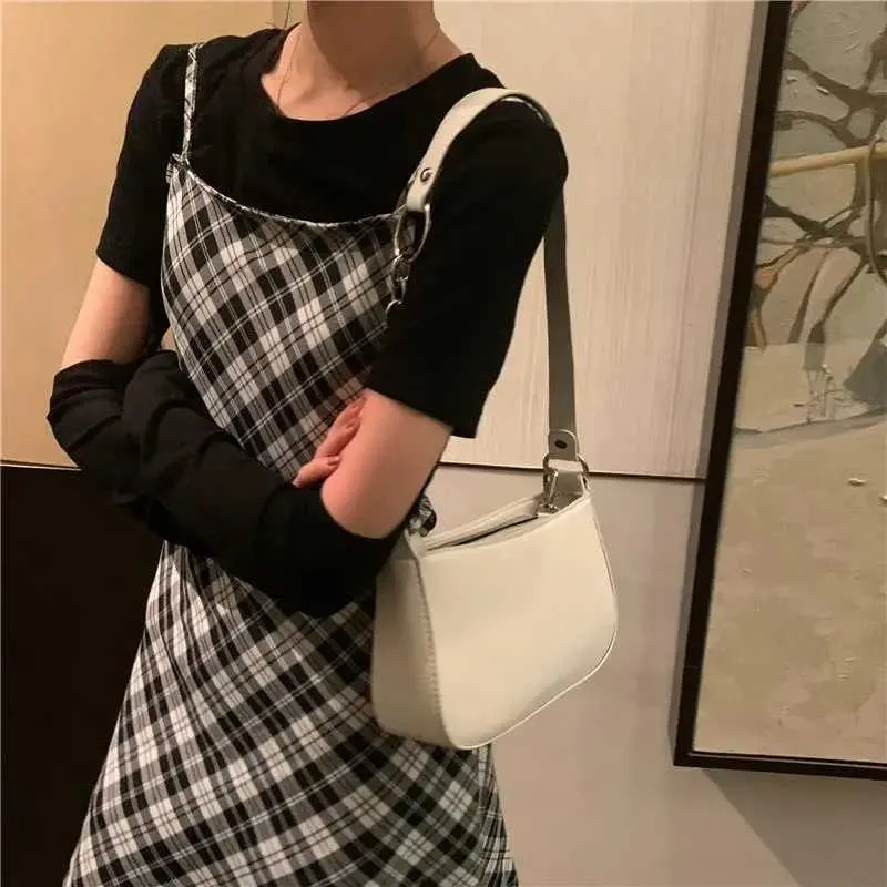Damemode Små Clutch Håndtasker Retro Ensfarvet PU Læder Skulderarm Afslappet Dame Daglig Hobo Taske_voghion.com