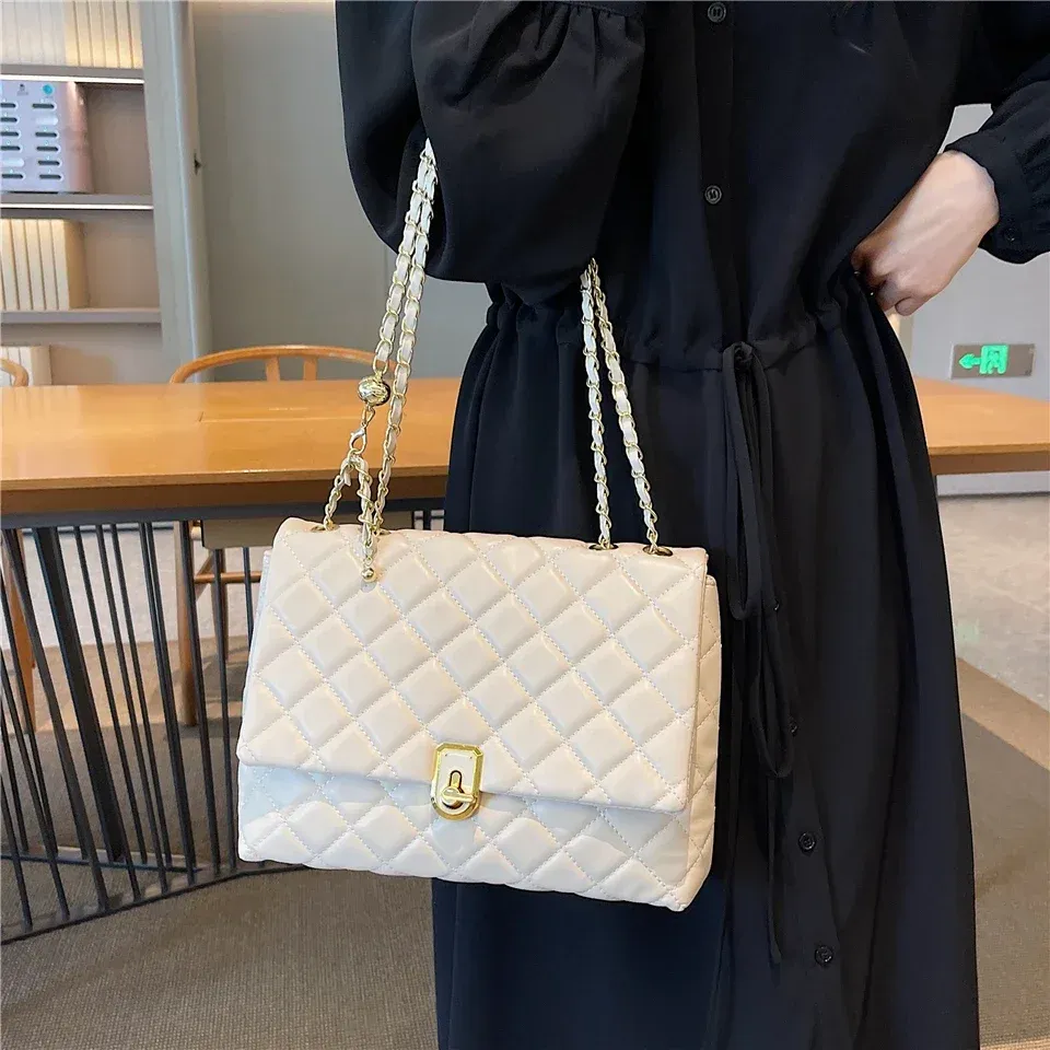 Burminsa Quilted Chain Shoulder Bag Designer Pu Leather Handbag_voghion.com