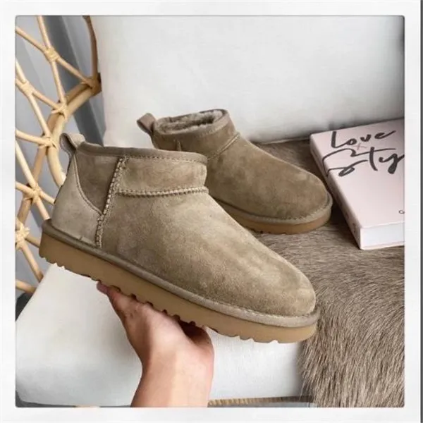U GG Hot Women Ultra Mini Schnee Weiche bequeme Schaffell warm halten Stiefel mit Kartenstaubbeutel Schöne Geschenke_voghion.com