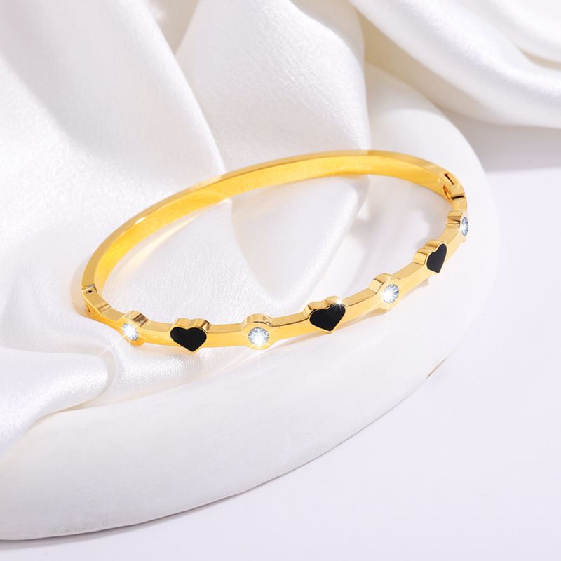Accesorios de joyería Pulsera de acero inoxidable con forma de corazón y gota de aceite para niñas, de alta gama y a la moda, combina con todo._voghion.com