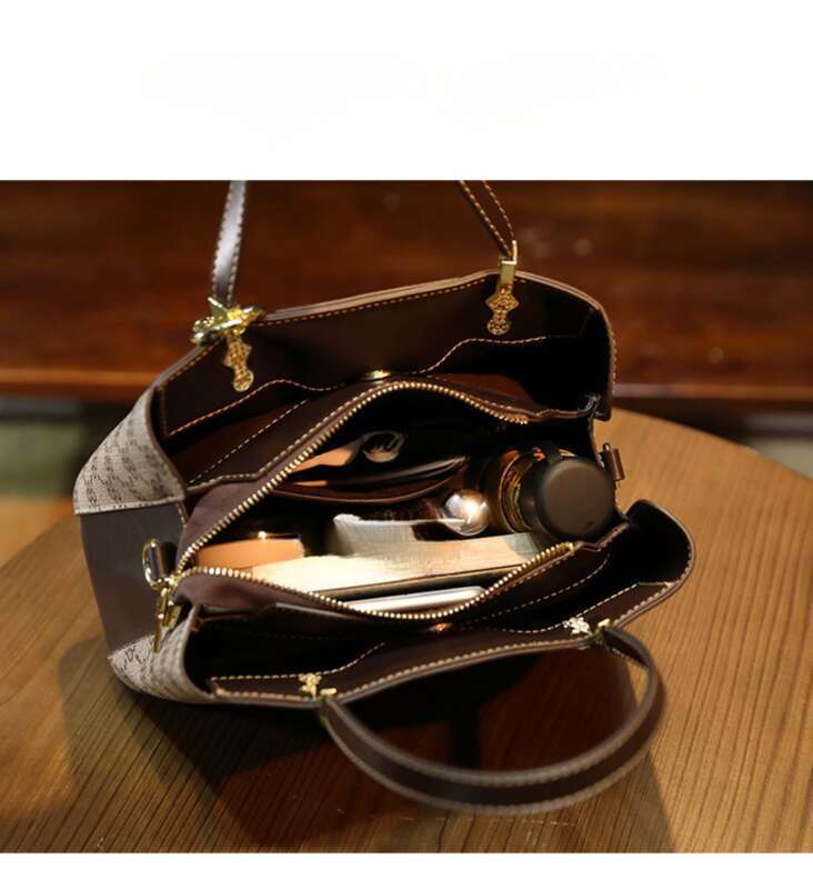 2025 Fashion Leather Shoulder Crossbody Bag, Women's Printed Light Luxury Handbag,_voghion.com