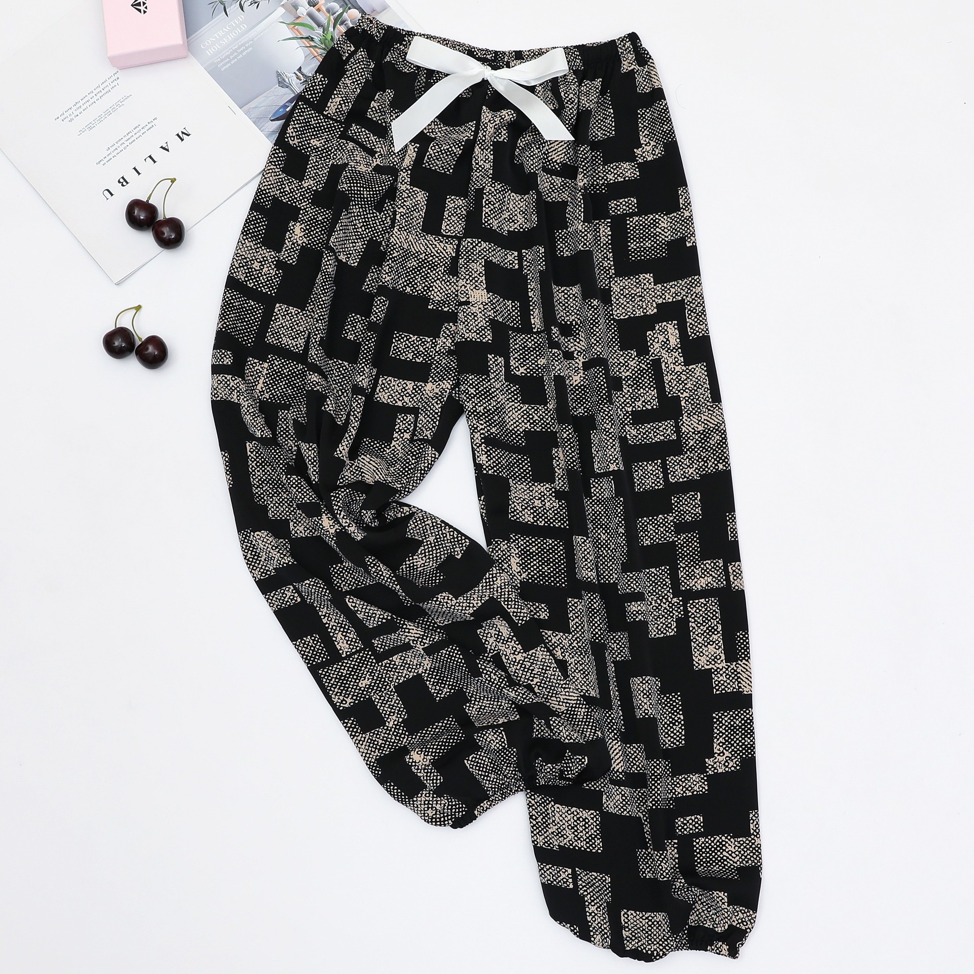 Women's Sleepwears  Thin breathable bloomers plus size loose casual ankle pants_voghion.com