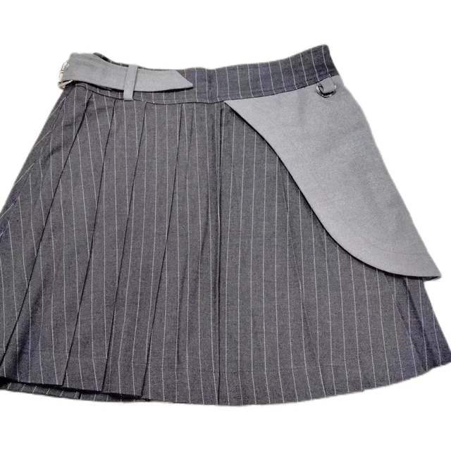 Heißer verkauf 2024 Frühling Personalisierte Streifen Kontrast Plissee Rock Mode Halb Körper Golf Röcke_voghion.com