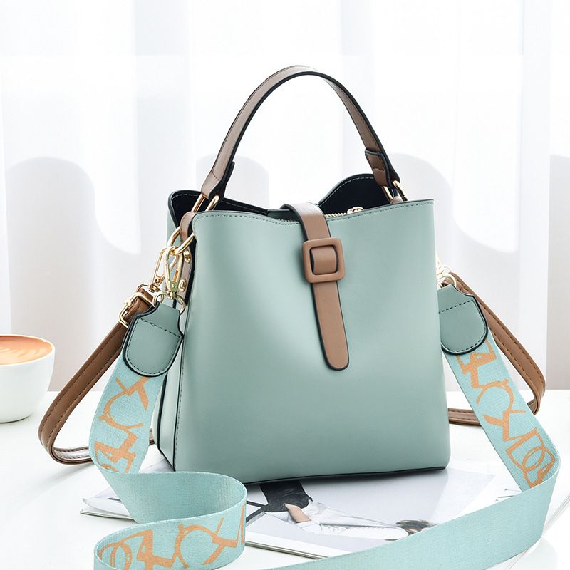 Damentasche 2024 neue breite Schultergurt-Beuteltasche im koreanischen Stil, Mode, große Kapazität, Handtasche,_voghion.com