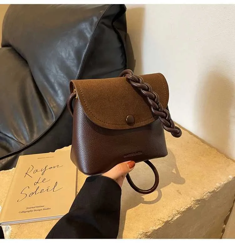 Women's Crossbody Bag Small Shoulder Bag Pu Leather Square Design_voghion.com