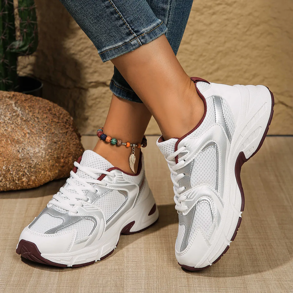 Designer's New Casual Sports Plus Size Women's Lace Up Mesh Breathable Shoes_voghion.com