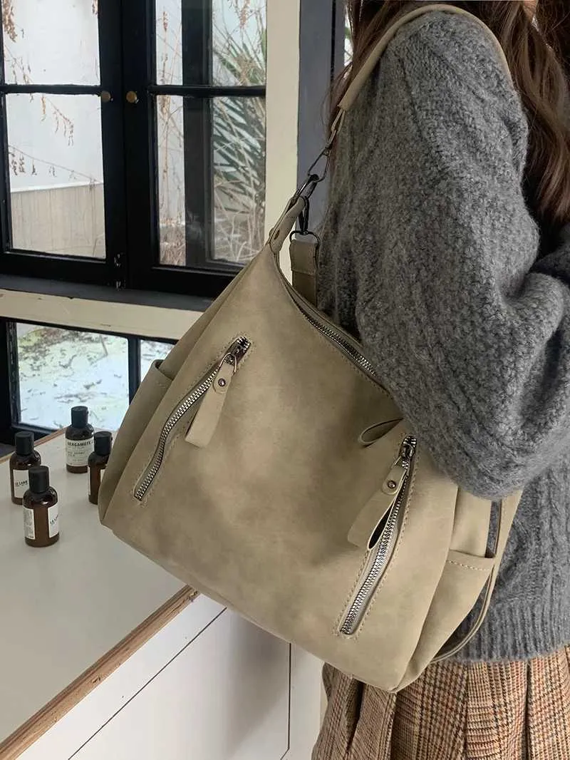 Sacs à bandoulière décontractés en cuir givré solide pour femmes de grande capacité pour l'automne et l'hiver_voghion.com