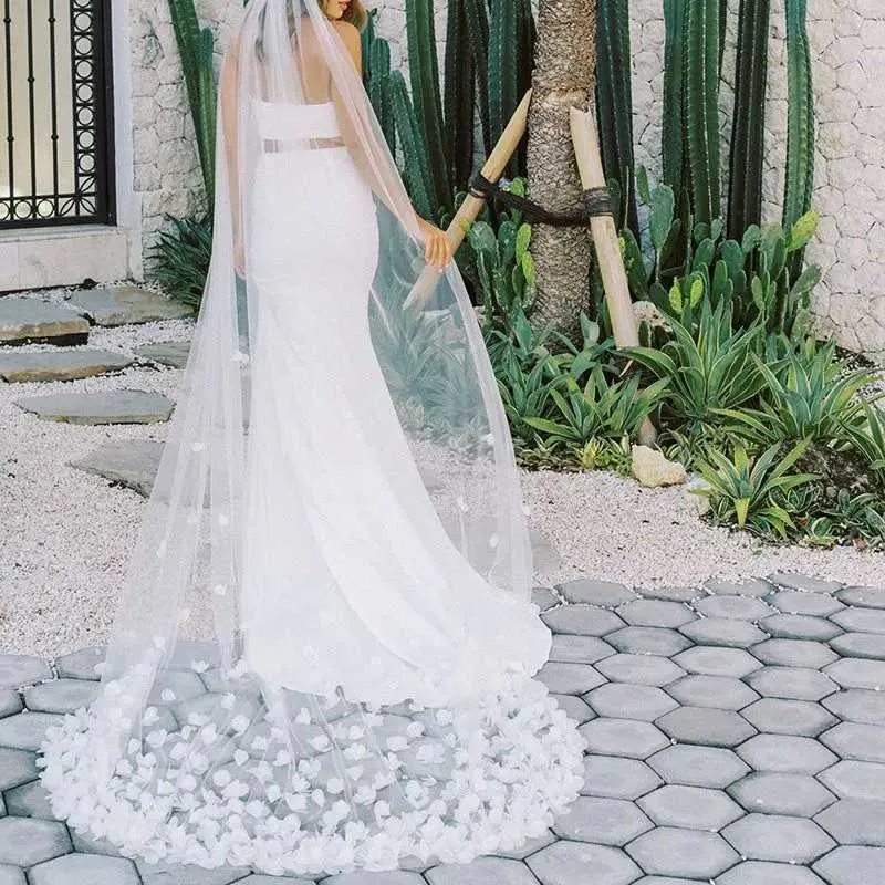 Haarschmuck Stoffblumen Verstreute Blumenapplikation Hochzeitsschleier 3D Organza Blume Braut Illusion 1 Ebene Mit Kamm_voghion.com