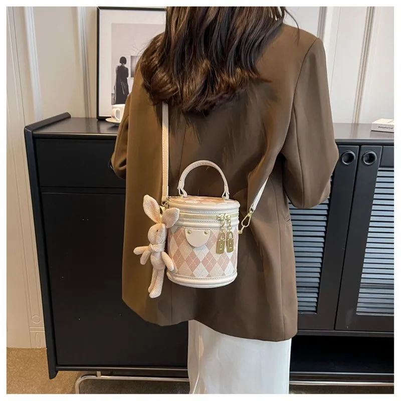 Designer Kostenloser Versand 2025 Neue Modische Eimer Premium Textur Dia Grid Schulter Umhängetasche Tasche Für Frauen_voghion.com