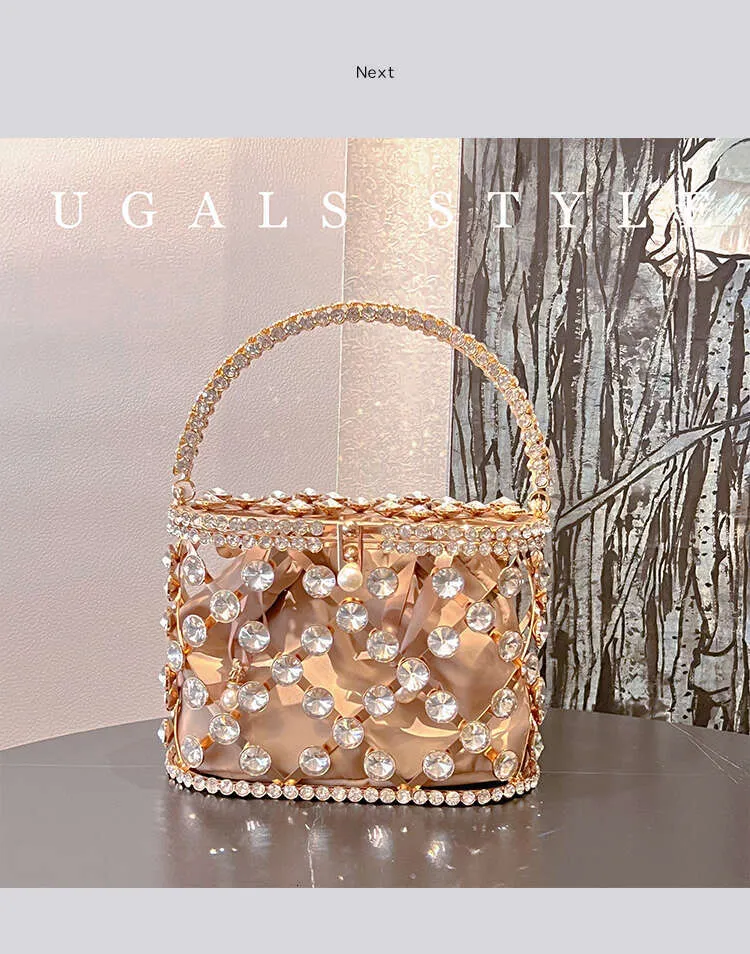 Designer aushöhlen Gold Metall Käfig Kristall glänzend Rhie Dia Abend Hochzeit Party Kupplung Geldbörse Umhängetasche_voghion.com