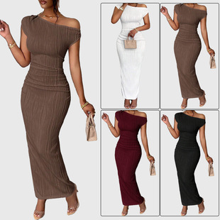 Ärmelloses, figurbetontes Sommerkleid mit schickem Cut-Out an der Schulter | Schmeichelnder Stretchstoff | Verabredungen und Partys (Schwarz/Weiß/Khaki/Burgund)​