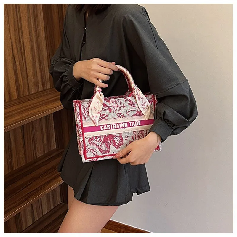 Borsa tote stampata a farfalla con tracolla a spalla e incrociata_voghion.com