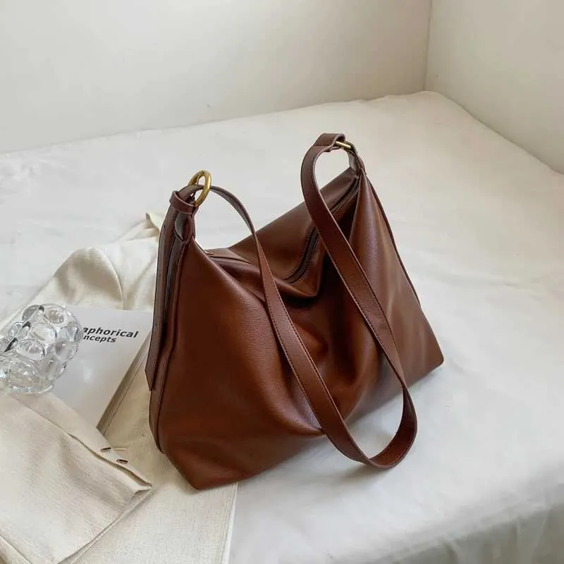 Borsa a spalla e hobo bag da donna in stile retrò_voghion.com