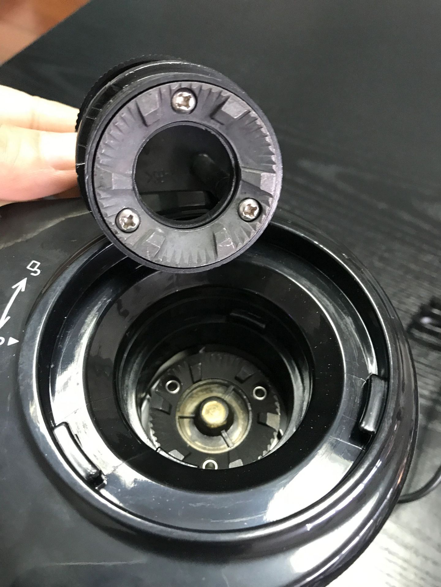Bean grinder flat burr coffee grinder adjustable thickness cup size grinder_voghion.com