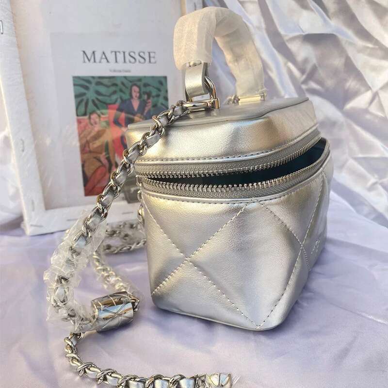 2025 Women's New Mini Box Niche Cute Versatile Commuter Chain Small Square Bags Tide_voghion.com