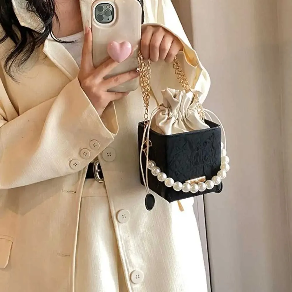 Borsa a tracolla con tracolla a catena quadrata in pelle PU da donna alla moda, con perle, stile vintage, con coulisse, LadyC241212_voghion.com