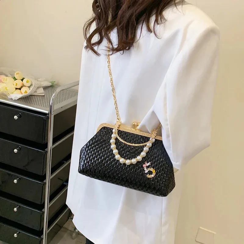 Sacs à bandoulière en argent doré pour femmes, pochette de soirée en perles, chaîne, clip, sacs à main de fête 240821_voghion.com