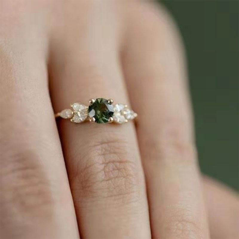 Smaragd-Dia-Ring – stilvoller Verlobungsschmuck für Damen_voghion.com