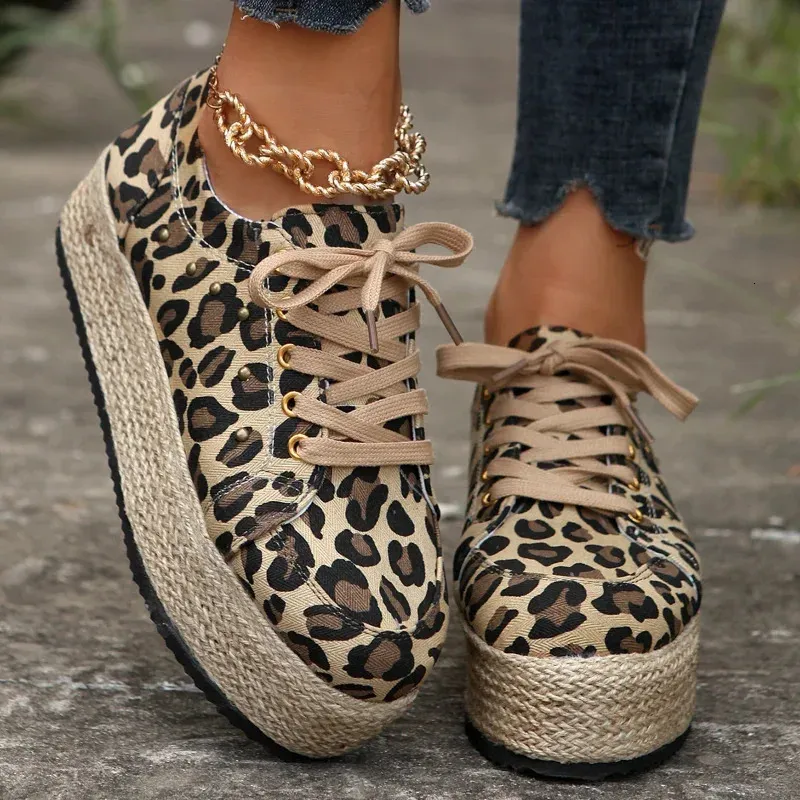 Modieuze canvas casual schoenen voor dames voor lente en zomer, ronde veters, ademende luipaardprint sneakers, groot_voghion.com